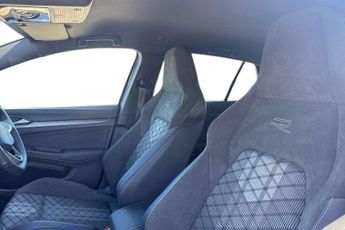 Volkswagen Golf 2.0 TDI 150 Black Edition 5dr DSG