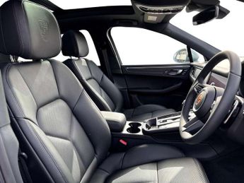 Porsche Macan 5dr PDK