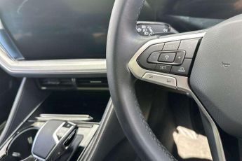 Volkswagen Touareg 3.0 TSI eHybrid 4Motion Elegance 5dr Tip Auto