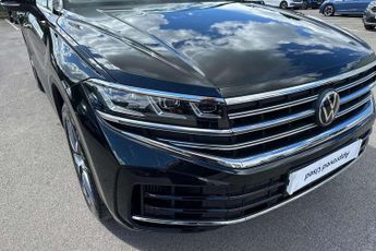 Volkswagen Touareg 3.0 TSI eHybrid 4Motion Elegance 5dr Tip Auto