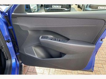 Volkswagen T-Roc 1.5 eTSI 150 Life 5dr DSG