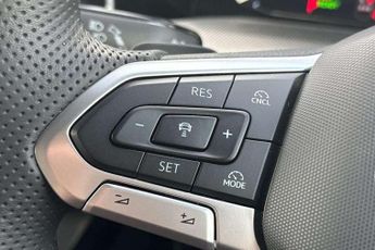 Volkswagen Golf 1.5 eTSI 150 Black Edition 5dr DSG