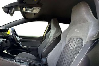 Volkswagen Golf 1.5 eTSI 150 R-Line 5dr DSG