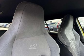 Volkswagen Golf 1.5 eTSI 150 R-Line 5dr DSG