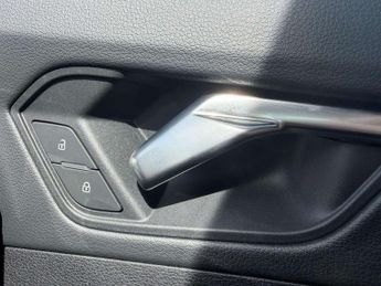 Audi Q3 35 TFSI S Line 5dr S Tronic [Leather]