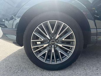 Audi Q3 35 TFSI S Line 5dr S Tronic [Leather]