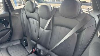 MINI Hatchback 1.5 Cooper Exclusive Premium 5dr Auto