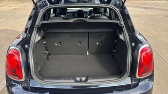 MINI Hatchback 1.5 Cooper Exclusive Premium 5dr Auto