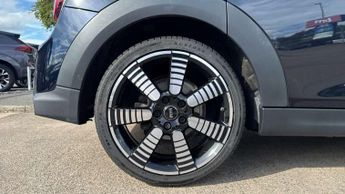 MINI Hatchback 1.5 Cooper Exclusive Premium 5dr Auto