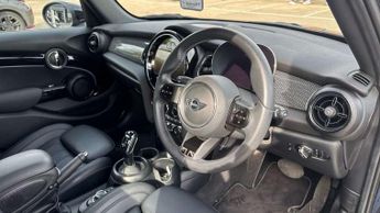 MINI Hatchback 1.5 Cooper Exclusive Premium 5dr Auto
