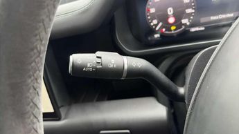 Land Rover Defender 5.0 P525 V8 110 5dr Auto