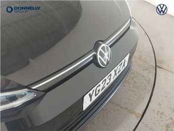 Volkswagen Golf 1.0 eTSI Life 5dr DSG