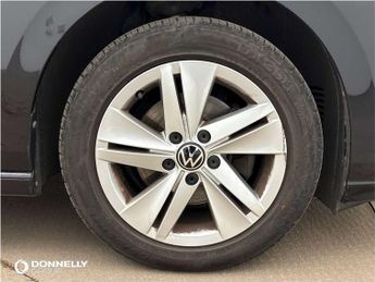 Volkswagen Golf 1.0 eTSI Life 5dr DSG