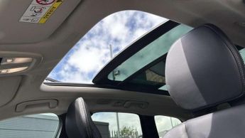 Volvo XC60 2.0 B5P Ultimate Dark 5dr AWD Geartronic
