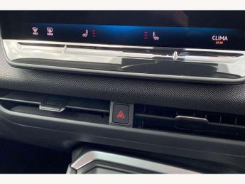Volkswagen T-Roc 1.5 eTSI 150 Life 5dr DSG