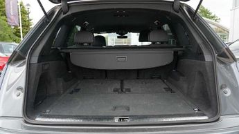 Audi Q7 45 TDI Quattro S Line 5dr Tiptronic