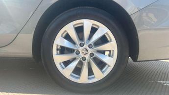Skoda Superb 1.5 TSI iV SE Technology DSG 5dr
