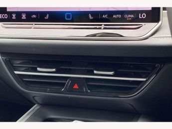 Volkswagen Passat 1.5 TSI eHybrid Life 5dr DSG