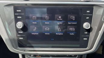 Volkswagen Tiguan 2.0 TDi 150 R-Line 5dr DSG