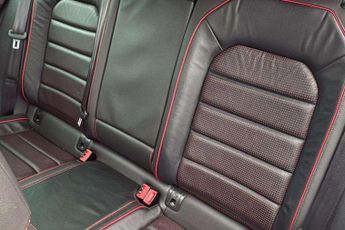 Volkswagen Golf GTi 2.0 TSI GTI 5dr DSG