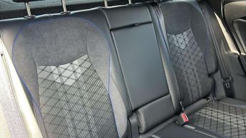 Volkswagen Tiguan 1.5 TSI 272 eHybrid R-Line 5dr DSG