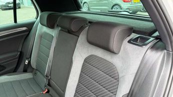 Volkswagen Golf 1.5 TSI EVO 150 R-Line 5dr DSG