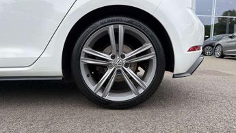 Volkswagen Golf 1.5 TSI EVO 150 R-Line 5dr DSG