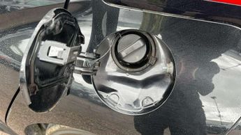 Toyota Yaris 1.5 Hybrid Excel 5dr CVT