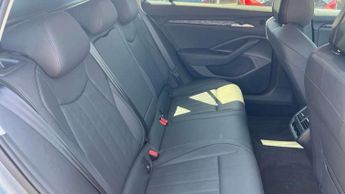Skoda Superb 1.5 TSI iV SE L DSG 5dr