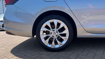 Skoda Superb 1.5 TSI iV SE L DSG 5dr