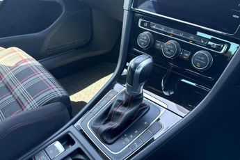 Volkswagen Golf 2.0 TSI GTI 5dr DSG