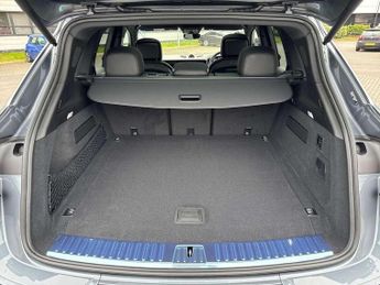 Porsche Cayenne E-Hybrid Black Edition 5dr Tiptronic S