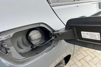 Volkswagen Golf 1.5 eTSI 150 Active 5dr DSG