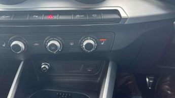 Audi Q2 35 TFSI Black Edition 5dr S Tronic