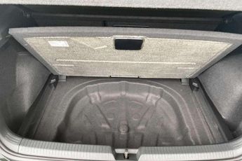 Volkswagen Golf 1.5 eTSI 150 R-Line 5dr DSG