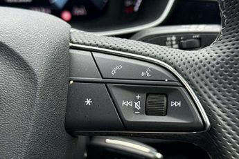 Audi Q3 35 TFSI S Line 5dr S Tronic [Leather]