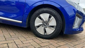 Hyundai IONIQ 1.6 GDi Hybrid Premium 5dr DCT