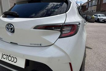 Toyota Corolla 2.0 VVT-i Hybrid Excel 5dr CVT