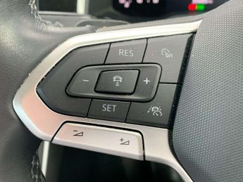 Volkswagen Polo 1.0 TSI Life 5dr DSG