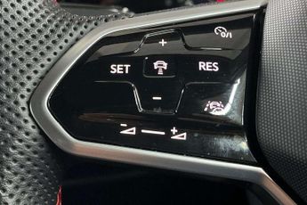 Volkswagen Golf 2.0 TSI GTI 5dr DSG