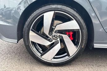 Volkswagen Golf 2.0 TSI 265 GTI 5dr DSG