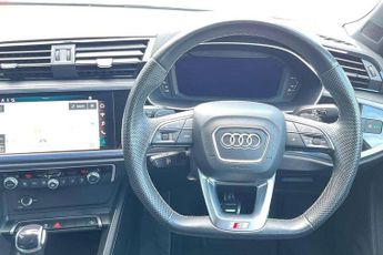 Audi Q3 35 TFSI Black Edition 5dr S Tronic