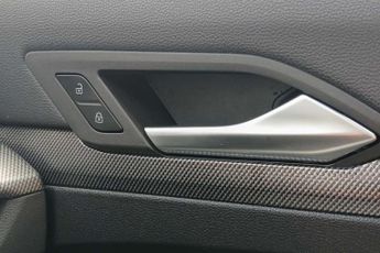 Volkswagen Golf 1.5 eTSI 150 R-Line 5dr DSG