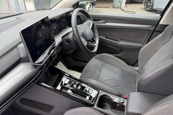 Volkswagen Golf 1.5 eTSI 150 Style 5dr DSG