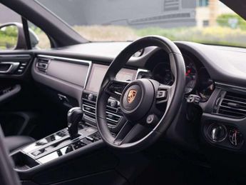 Porsche Macan T 5dr PDK