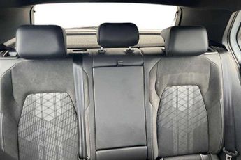 Volkswagen Golf 2.0 TDI 150 R-Line 5dr DSG