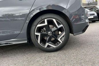 Volkswagen Golf 2.0 TDI 150 R-Line 5dr DSG