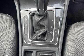Volkswagen Golf 1.5 TSI EVO SE 5dr DSG [Nav]