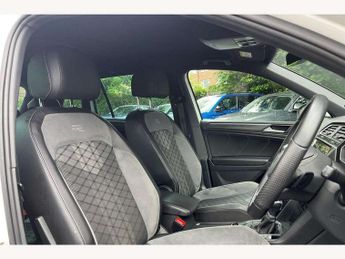 Volkswagen Tiguan 2.0 TDI R-Line 5dr DSG