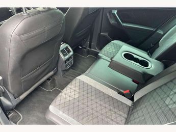 Volkswagen Tiguan 2.0 TDI R-Line 5dr DSG